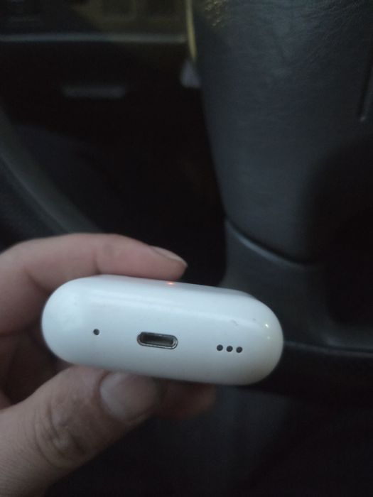 Айрподс 3.           .