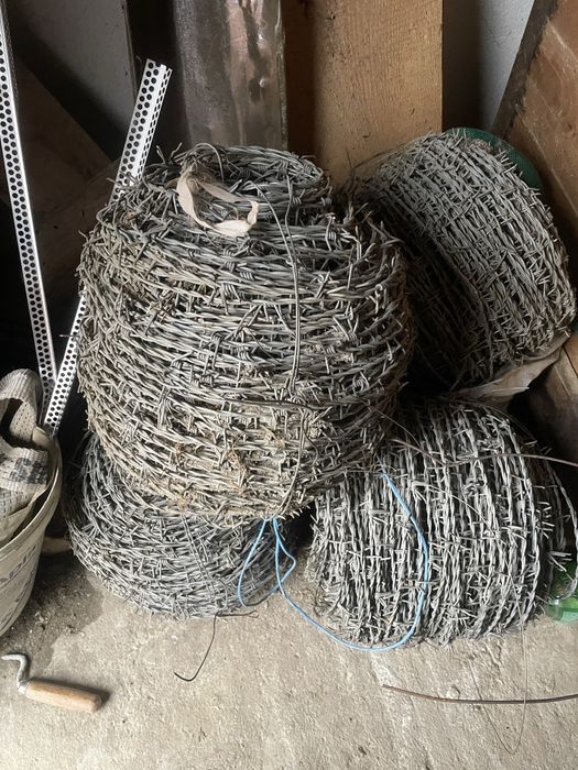 Role sârmă ghimpată