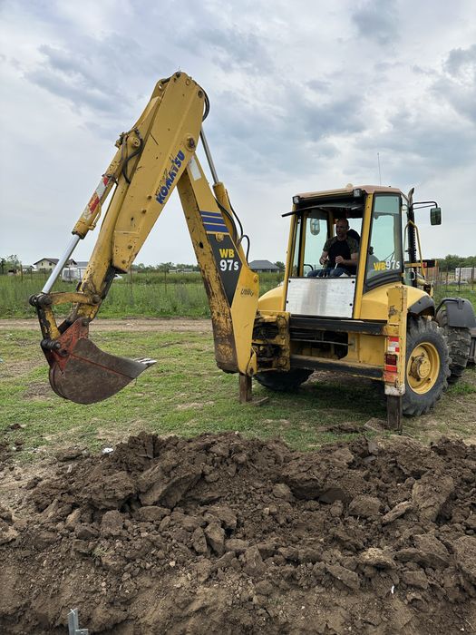 Închirieri utilaje construcții: Excavator, Buldo, Basculă