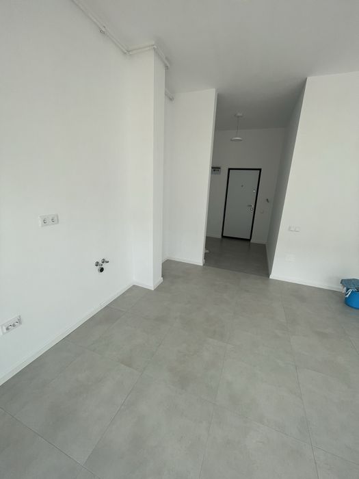 Inchiriez  Apartament