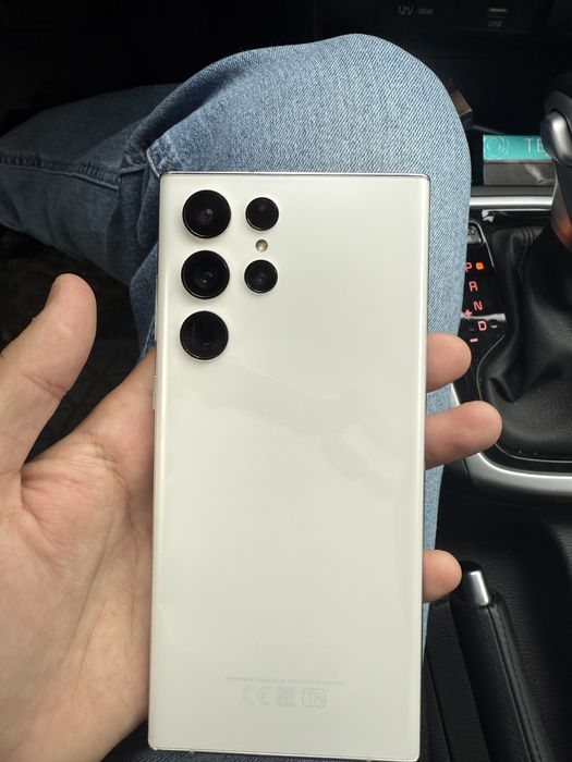 Самсунг s22 плюс ултра