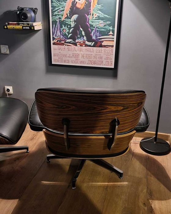 Fotoliu și taburet replica Eames Lounge Chair, studio, cabinet, birou
