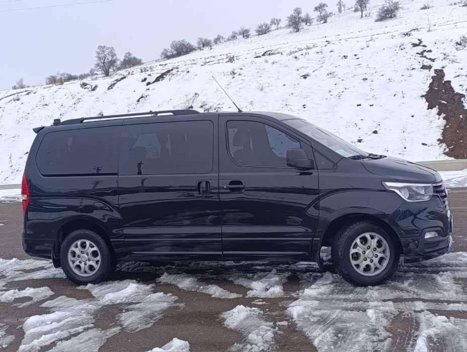 Hyunday starex 8 orindiqlik turizm