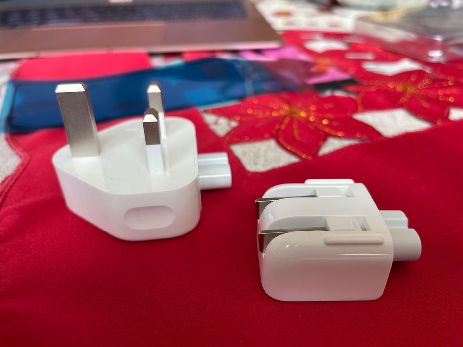 Оригинални адаптери/накрайници Apple Macbook/iPad/iPhone