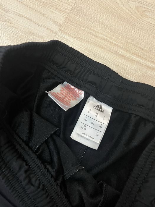 Оригинален панталон Adidas