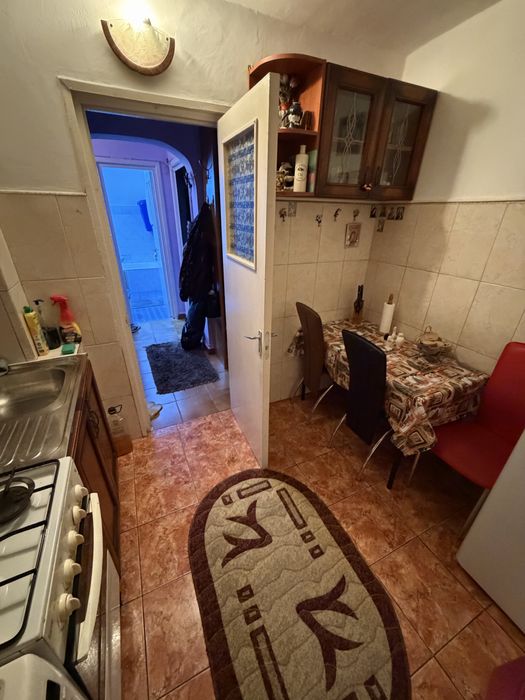 Inchiriez apartament 2 camere  Ploiesti vest