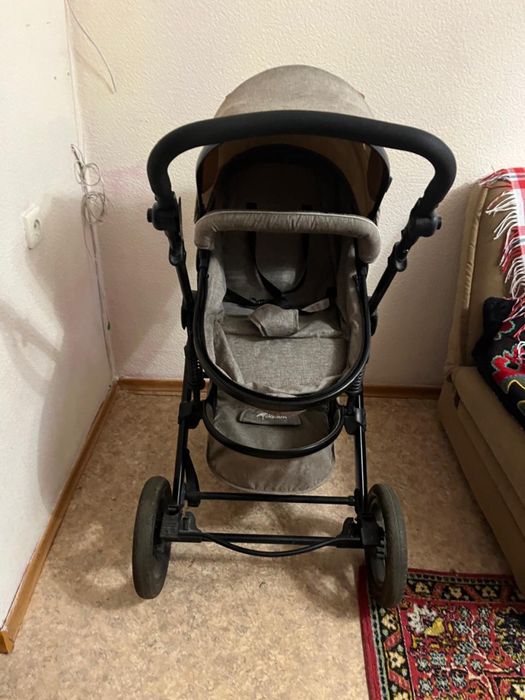 Продам коляску детскую