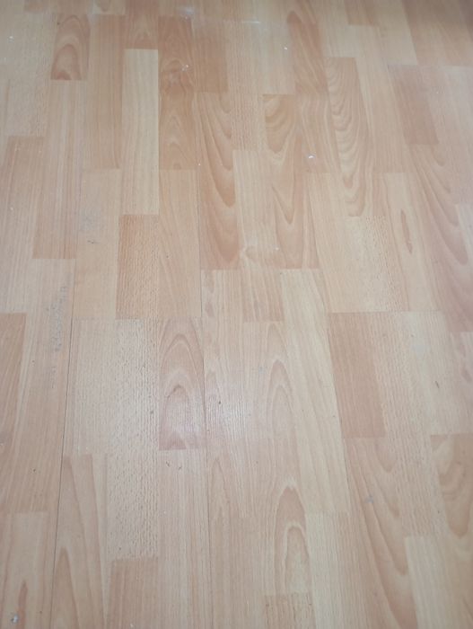 Ламинат продается