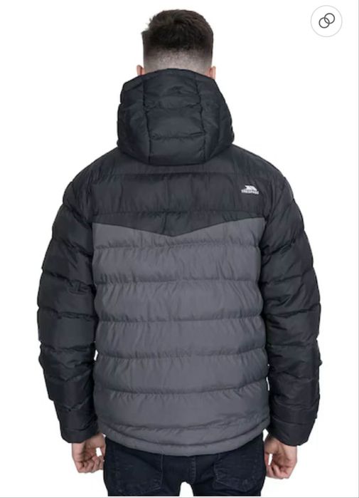 Продавам зимно яке