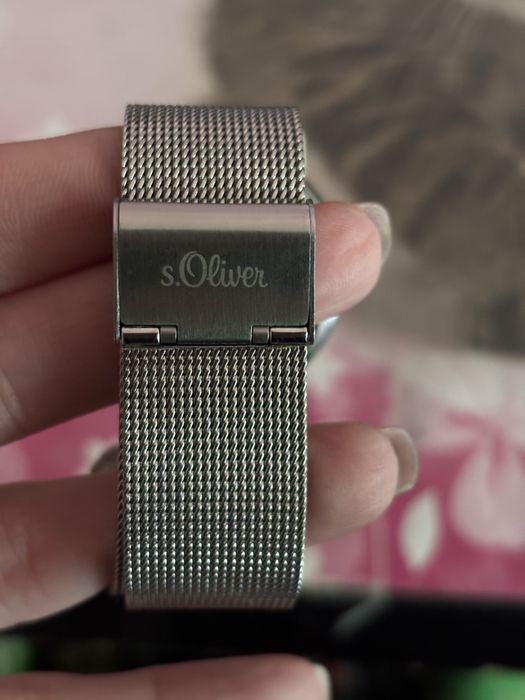 Часовник S. Oliver
