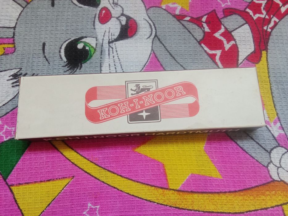 Карандаши цветные , простые , канцтовары СССР Чехословакия НОВЫЕ