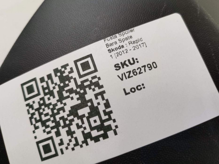 Шкода Рапид / Skoda Rapid 1 Оригинална задна броня спойлер в добро със