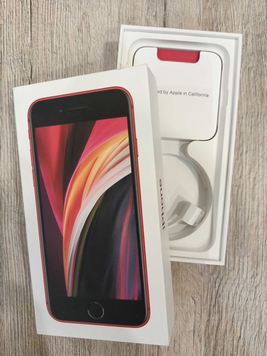 Продам iPhone SE 2 RED