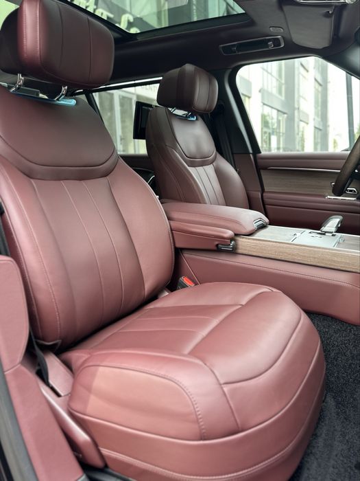 Range Rover Autobiography P530 LWB