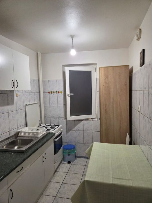 Spre inchiriere apartament 2 cam.