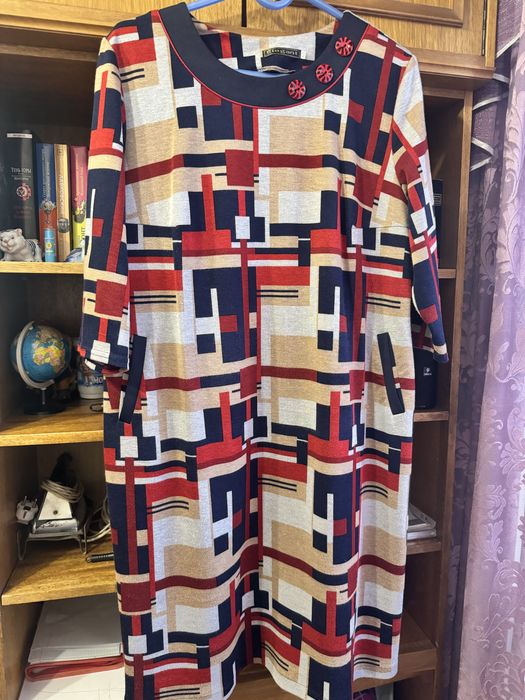 Платье женское