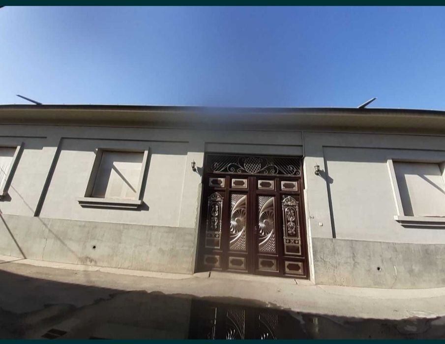 Jar Ariqda hovli (Ipakchilik) O'zimniki kotta ko'chadan 80 metr