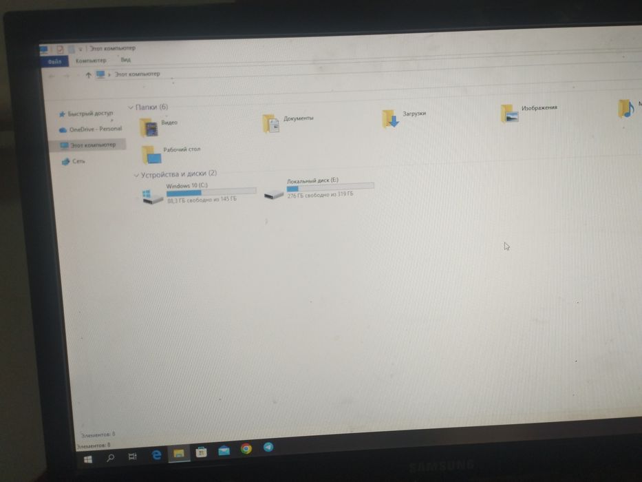 Stol kompyuteri Samsung monitor bilan