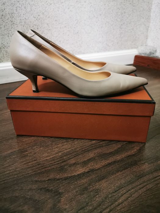 Туфли лодочки на маленьком каблуке