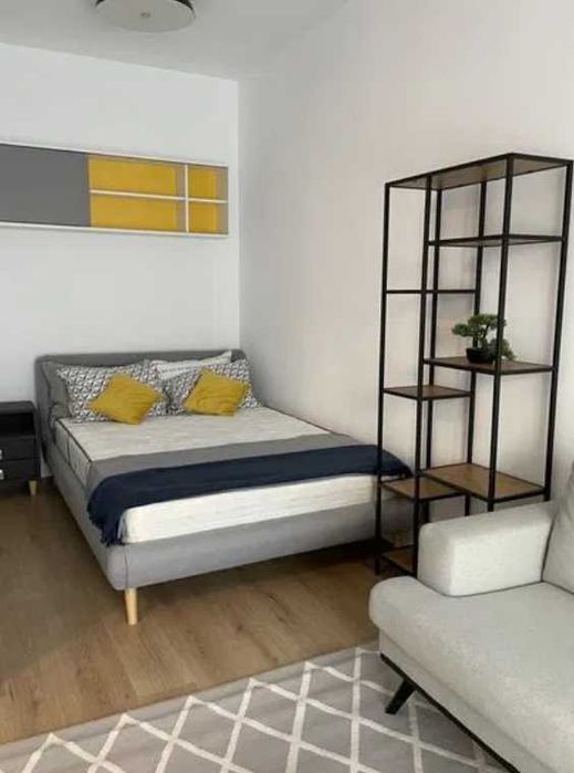 Дава се под наем Двустаен апартамент в Пловдив, Център - 49 кв.м за 204 € - Снимка #1