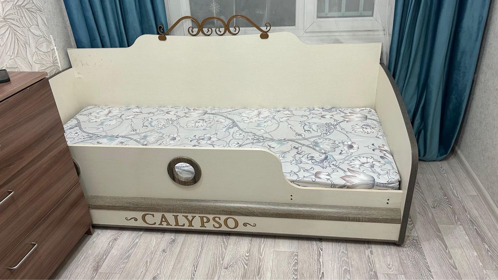 Детский кровать с матрасом