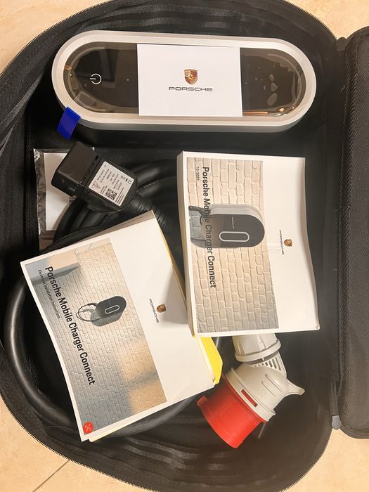 Porsche Mobile Charger Connect 22 kW – Нов, оригинален, пълен комплект