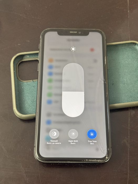 Продается Iphone 11 64Gb