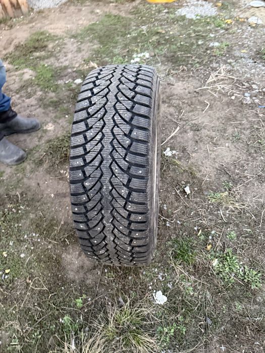 Продам Шины с дисками