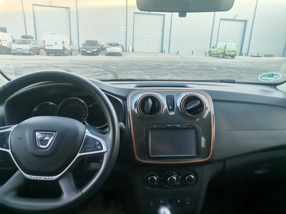Dacia Sandero STEPWAY 0.9 90h.p. SWISS