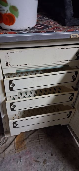 Продам  морозильник