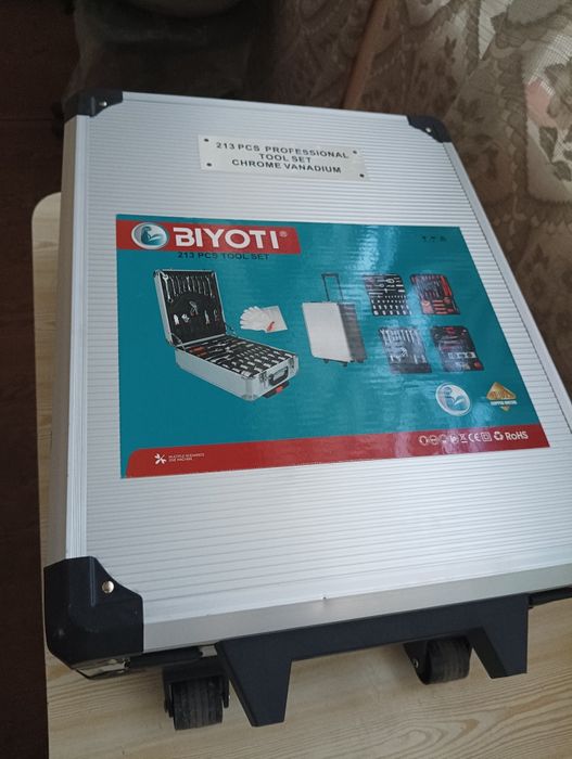 Продается набор инструментов