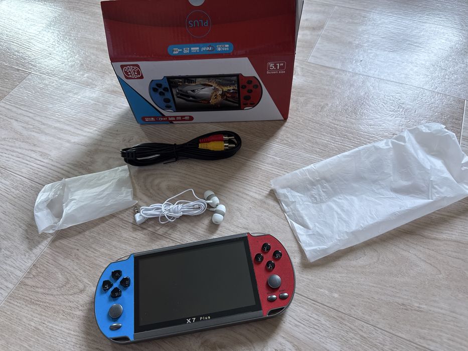 Игровая кансоль приставка x7 plus