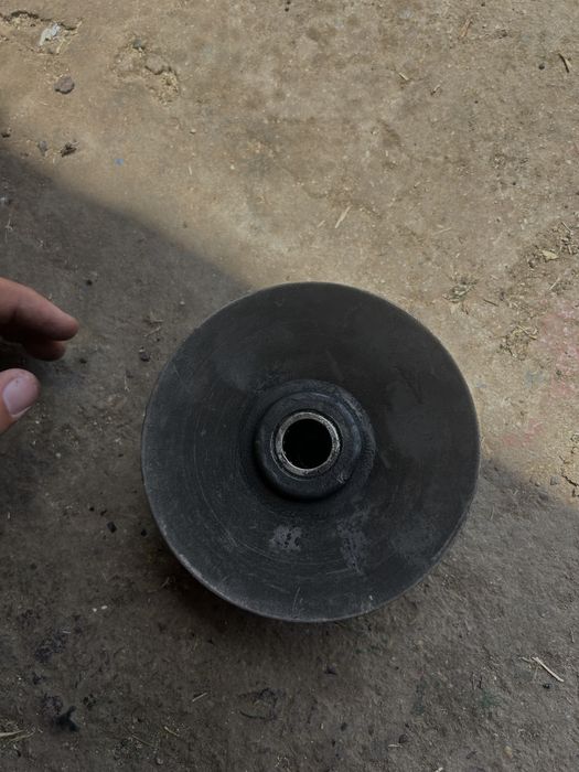 Продавам съединител