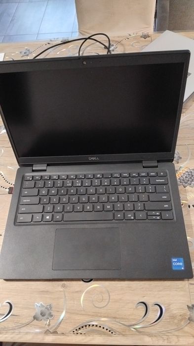 Laptop Dell, cumpărat nou, i5,gen.11, 16 gb ddr4,win licenta
