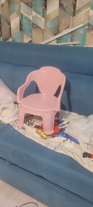 Продам стул без трешен