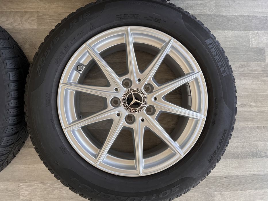 Оригинални джанти 16 цола 5х112 за Мерцедес със зимни гуми 205/60/16