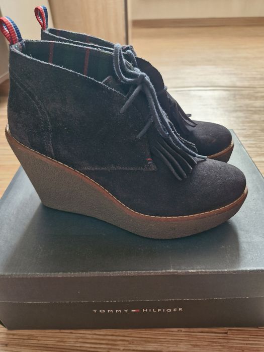 Продам ботильоны Tommy Hilfiger