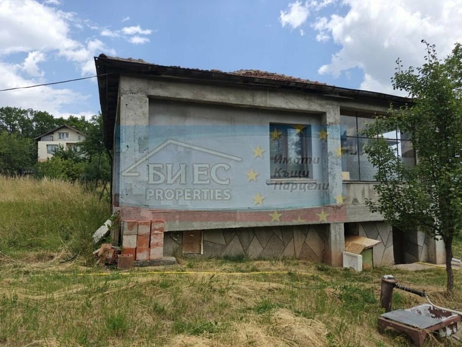 Къща в кв. Кристал