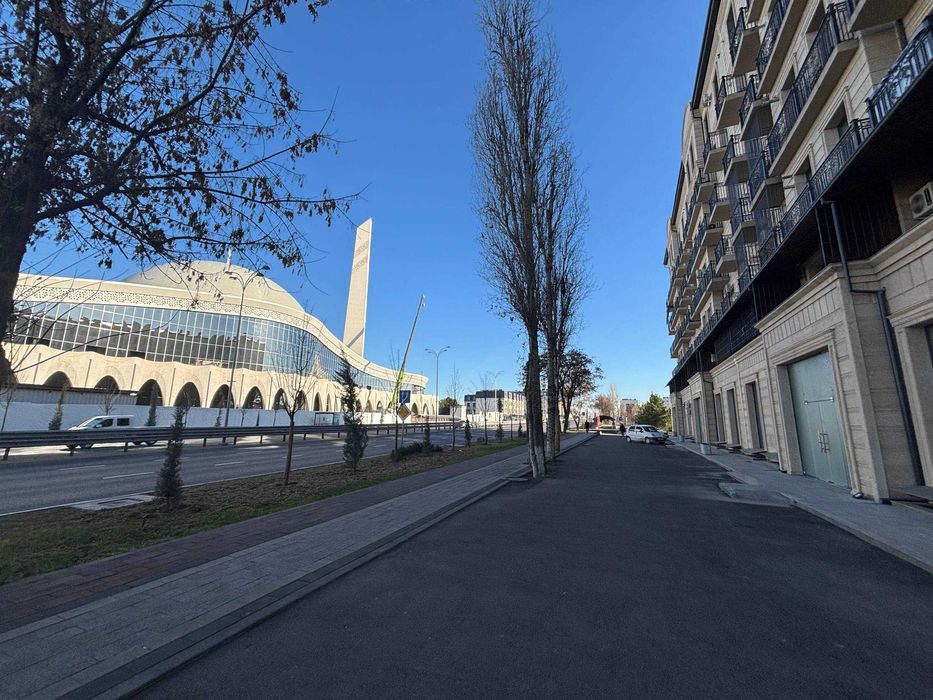 Сдается в аренду 720кв. м Мирзо Улугбек р. Чимган