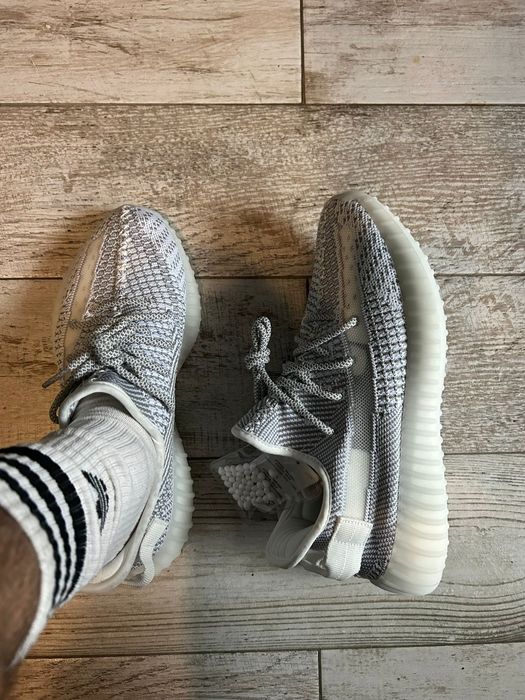 Yeezy 350 V2 boost static