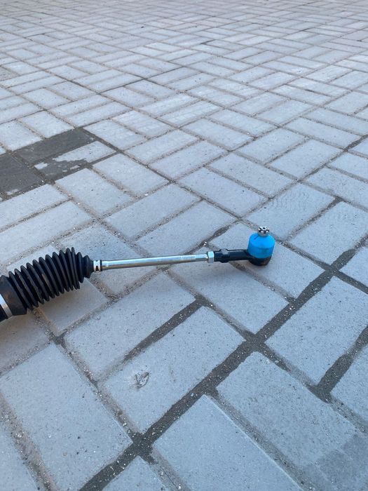 Рулевая рейка Mitsubishi Space Wagon