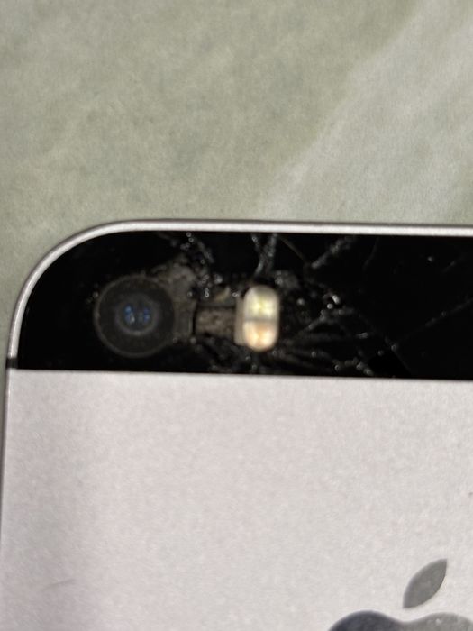 IPhone 5 продам или на запчасти