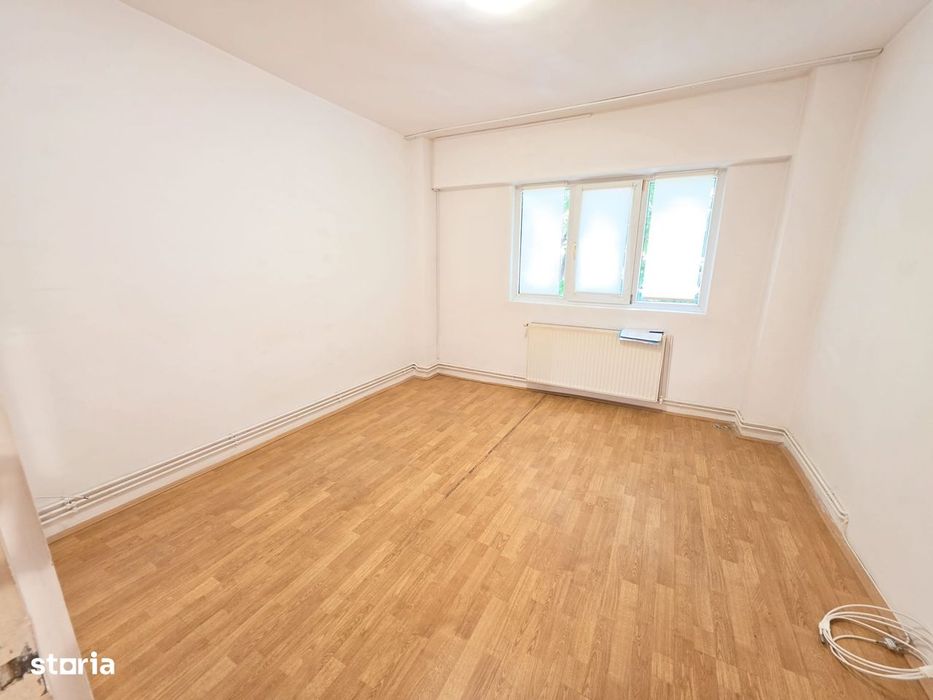 Chirie Apartament 2 Camere decomandat Centrul Civic Str.Toamnei Cec