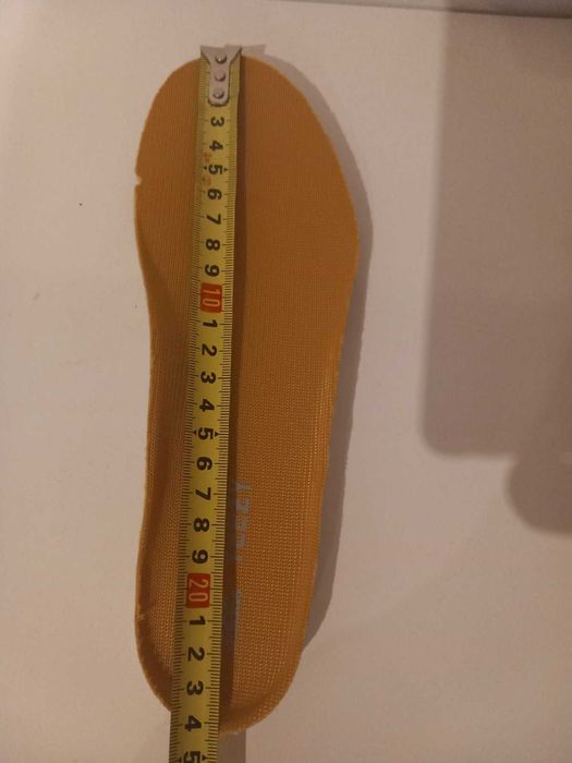 маратонки Adidas Yeezy Boost 700