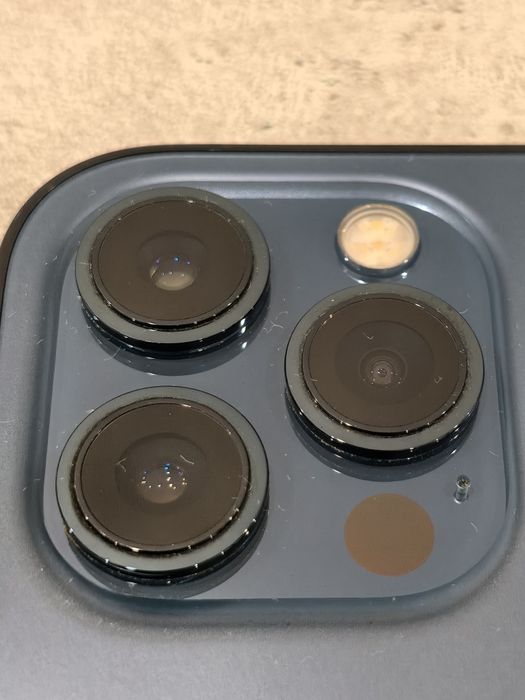 Продам iPhone 12 pro max 256gb