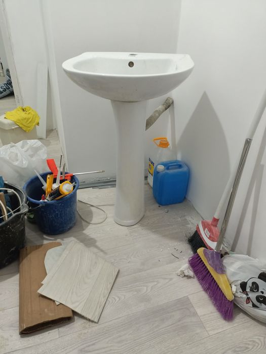 Продам раковину тюльпан