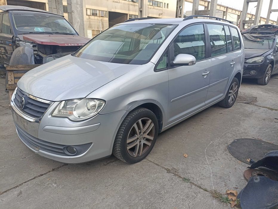 VW Touran / Фолксваген Туран - на части