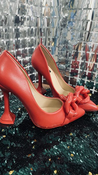 Туфли абсолютно новые