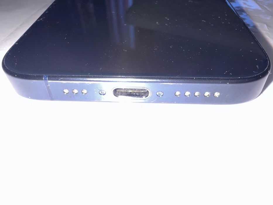 iPhone 15 pro без гарантии