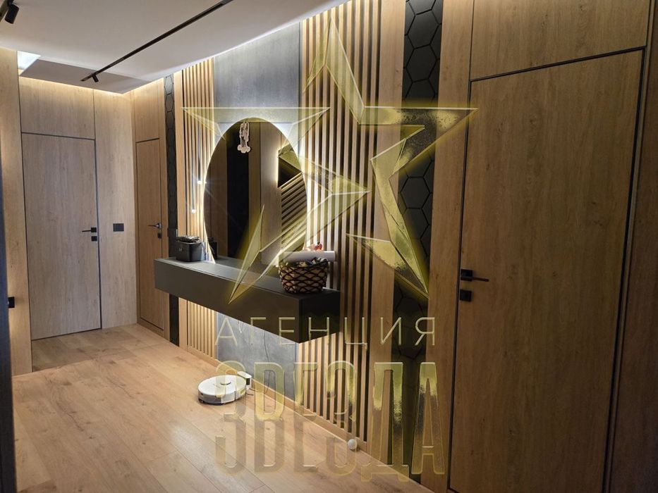Продава се Тристаен апартамент в Пловдив, Съдийски - 125 кв.м за 1167 €/кв.м - Снимка #8